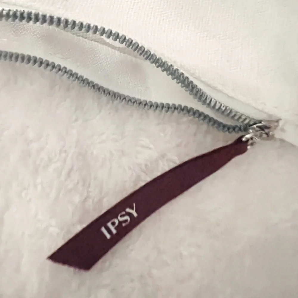 Ipsy ‘Earth Day’ Cotton Glam Cosmetic Bag